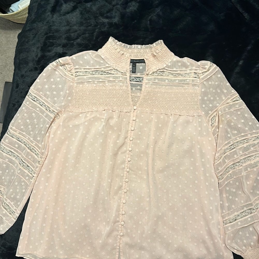 White House Black Market pink textured mixed lace blouse in size L